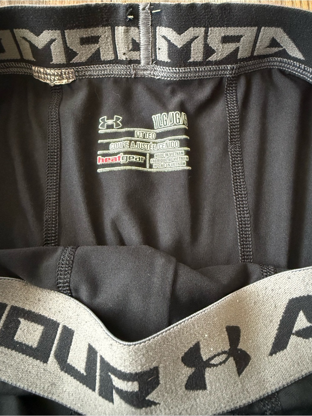 Under Armour Black and Gray Youth Large Compression Leggings Neon Green Logo - Picture 4 of 7
